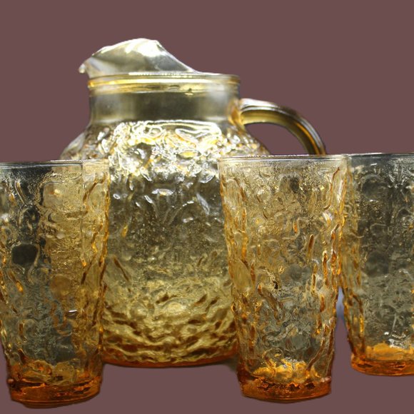 Vintage Crinkled Amber Large Glass Round Pitcher with Spout w/4 matching glasses - Picture 5 of 12